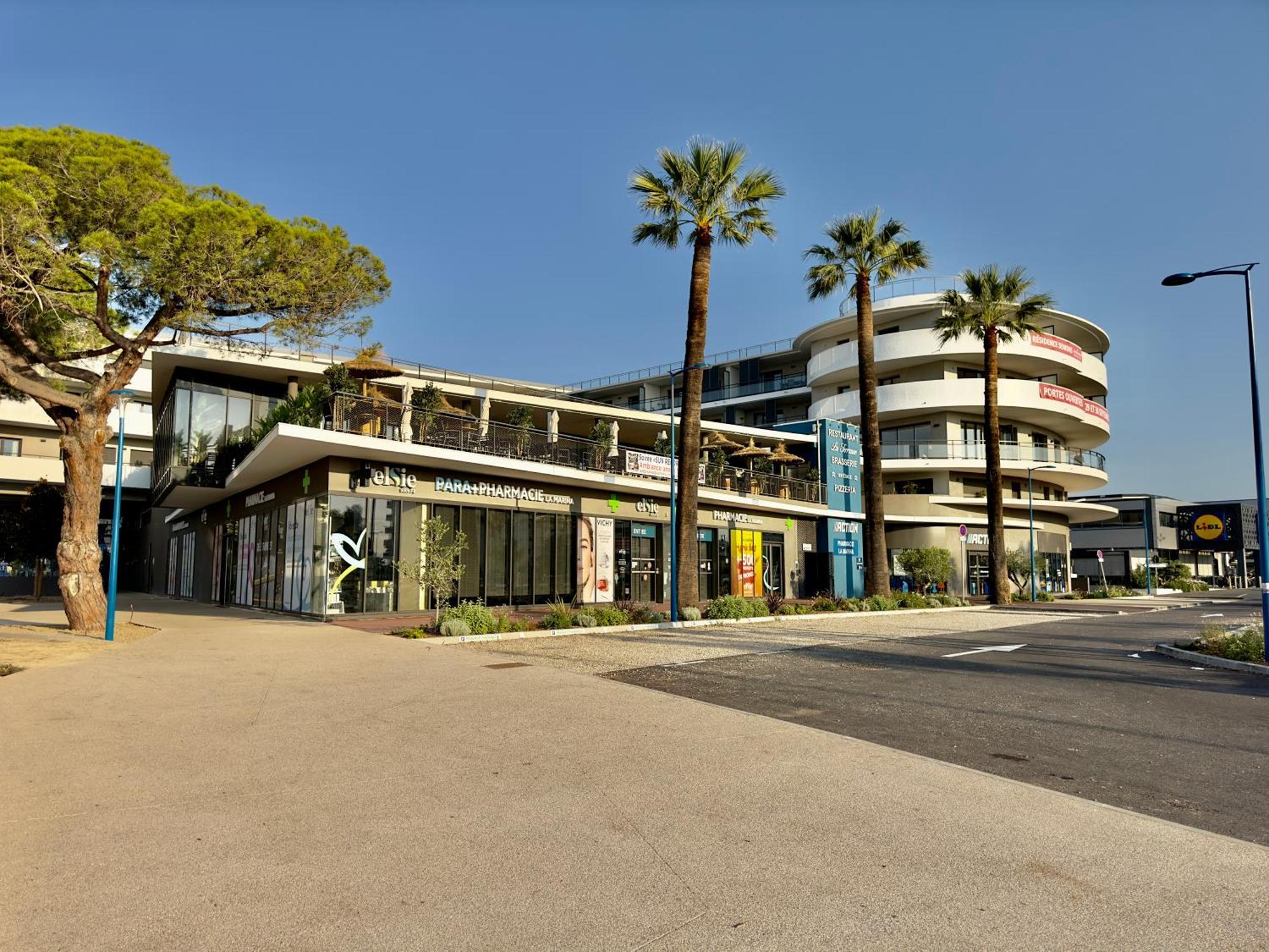 Regent Cote D'Azur Air-Conditioned, Pool, Garden & Parking Villeneuve-Loubet Eksteriør bilde